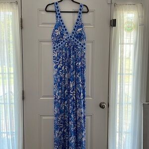NWT Beautiful blue floral pattern - Lilly Pulitzer size 16